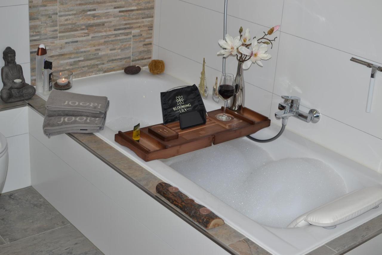 5 Sterne Apartment Auszeit Wilhelmsfeld  ภายนอก รูปภาพ
